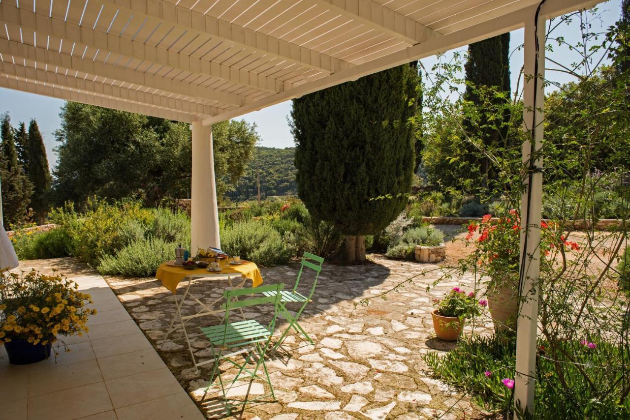 Villa Buras Skinaria Exterior photo